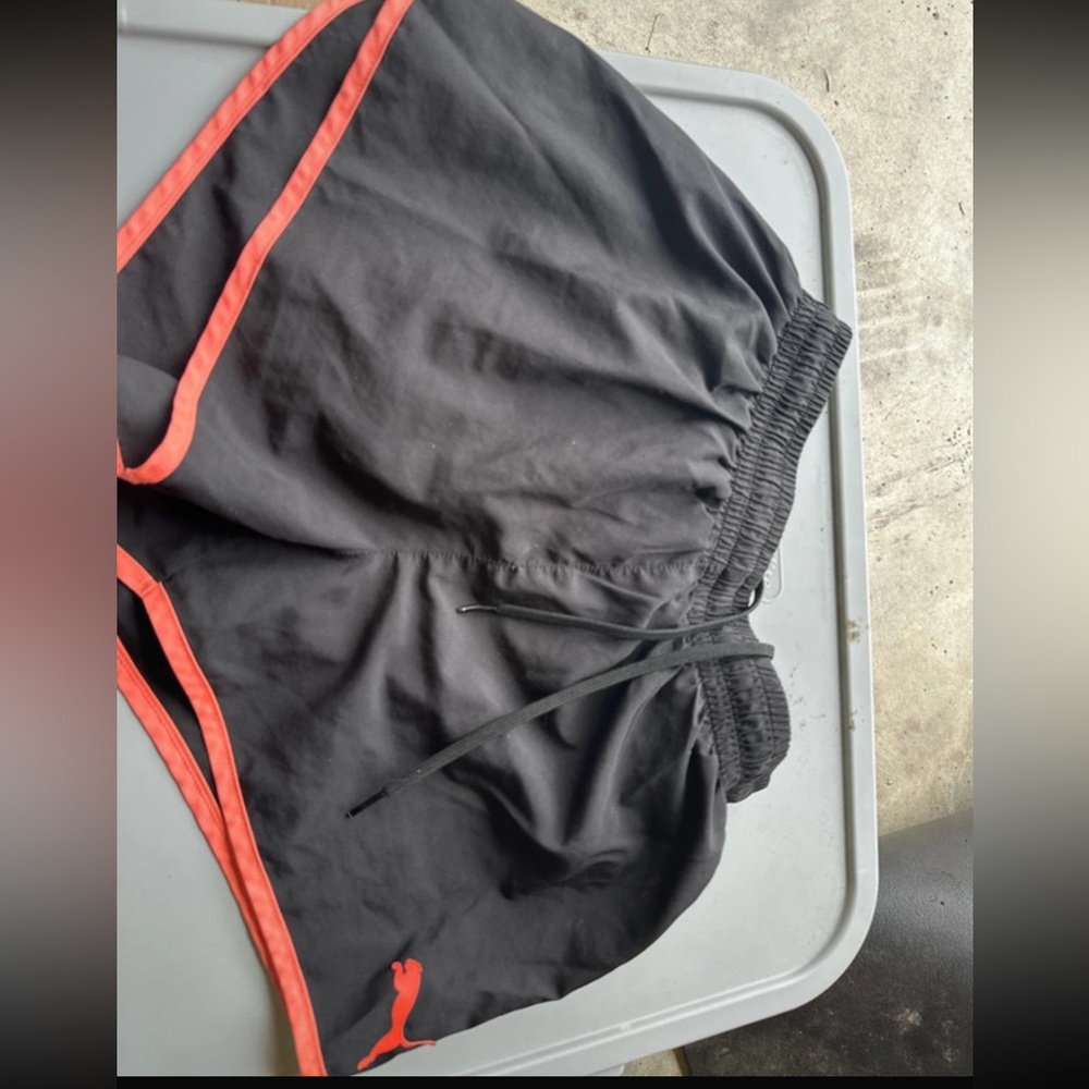 Running shorts